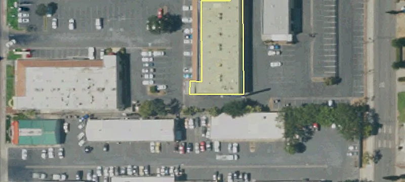 Retail Space in California Plaza