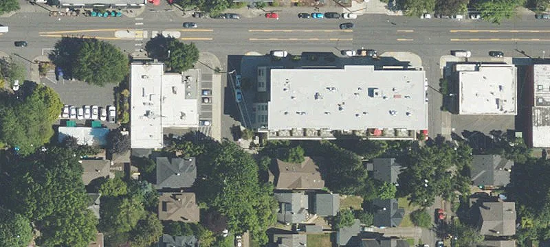 Hawthorne Retail Space For Rent