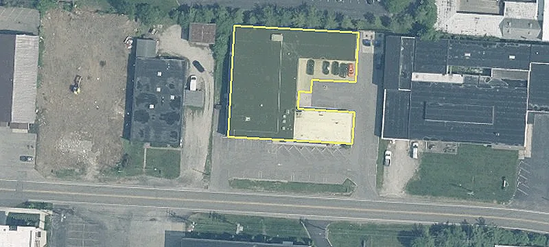 Retail Space with Pool Access