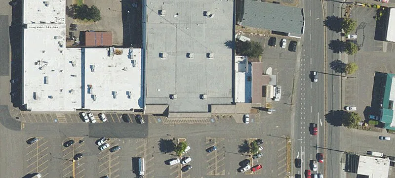 Former Big Lots Retail Space