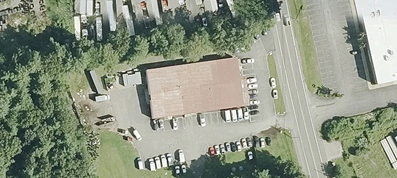 Contractor Yard with Secure Storage