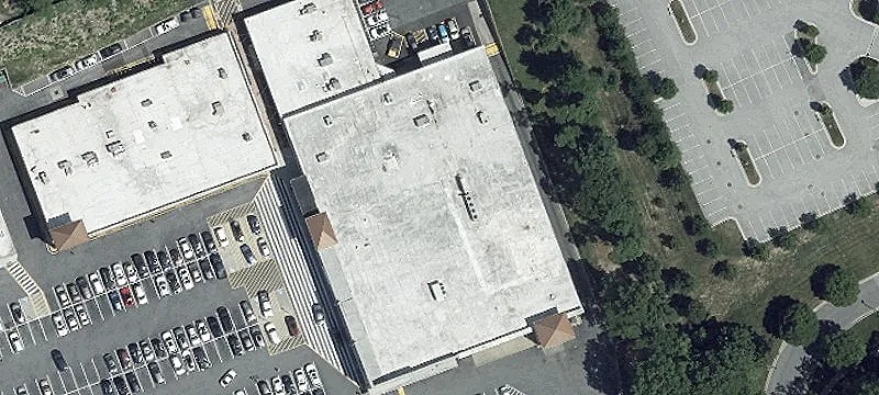 Retail Space in Grand York Plaza