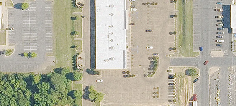 Retail Space in Eagle Plaza