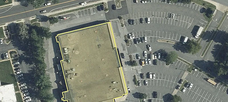 Grocery-Anchored Retail Center For Rent