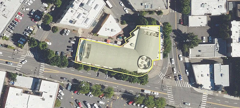 Retail Space in Thiele Square