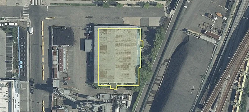 19,289 SF Industrial Building