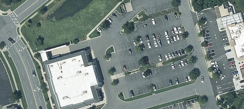 Retail Space in Waterside Village