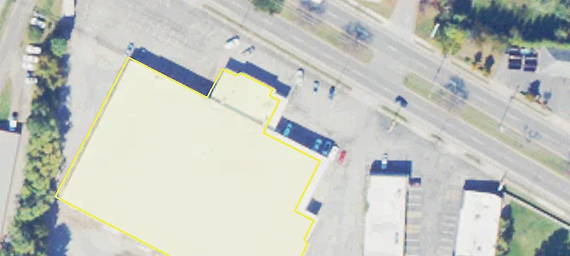 Spacious Commercial Warehouse for Rent