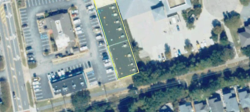Retail Space on Shore Drive