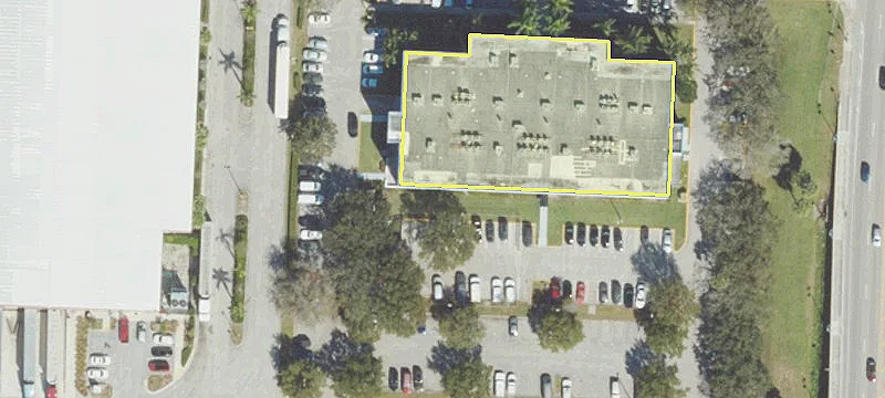 Updated Office Building in Riviera