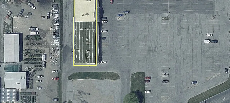 Retail Space in Kenton, OH