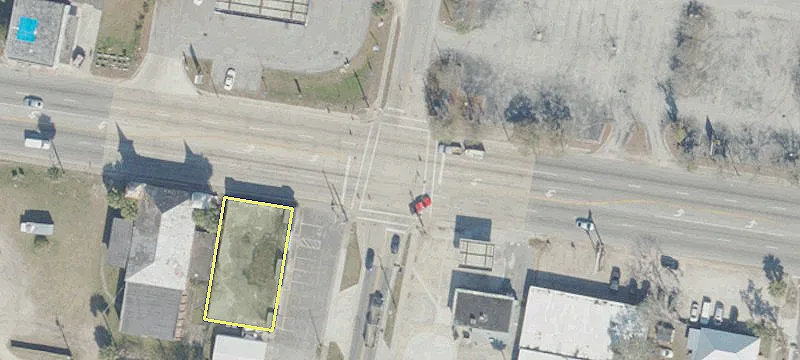 Retail Space in Palatka, Florida