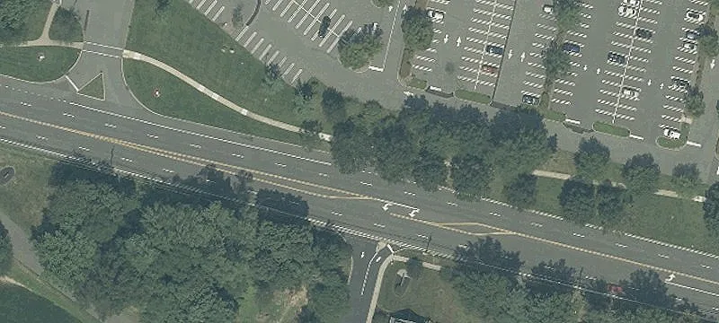 Retail Space in West Windsor