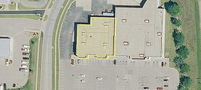 Retail Space Near Major Retailers