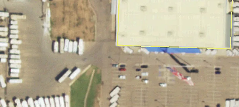 Versatile Retail Building on Interstate