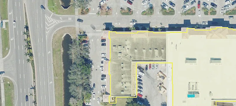 Retail Space in High-Traffic Area