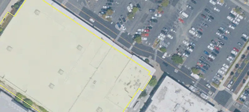 Retail Space in Alameda Center