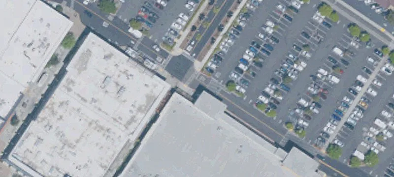 Retail Space in Alameda Center