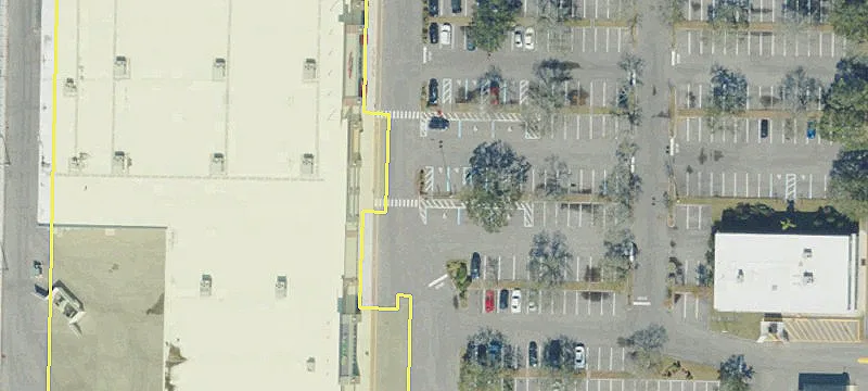 Retail Space in Largo, Florida