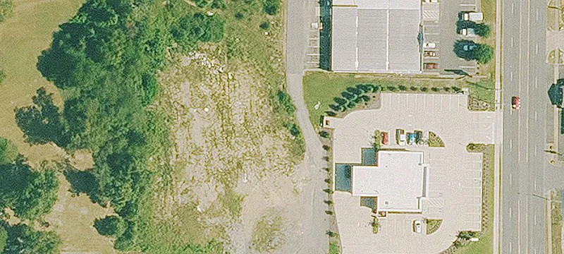 Retail Space in Commercial Corridor