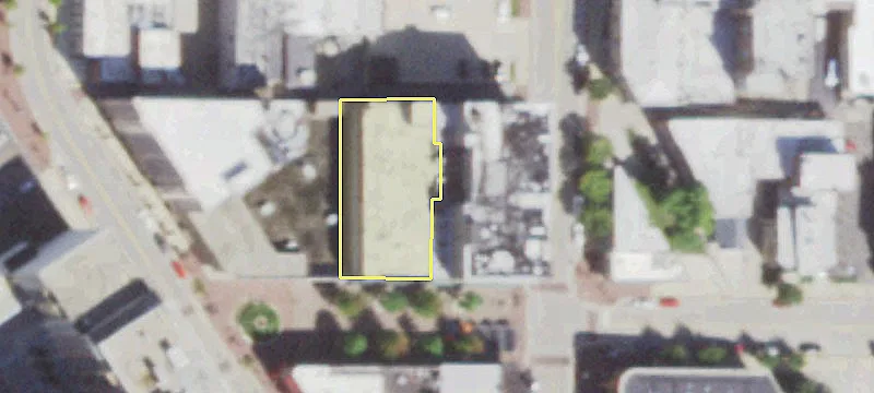 Retail Space in Elgin, IL
