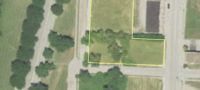 Spacious Warehouse with Highway Access