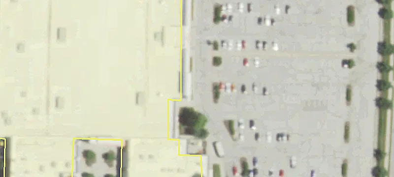 Retail Space in Summit Fair
