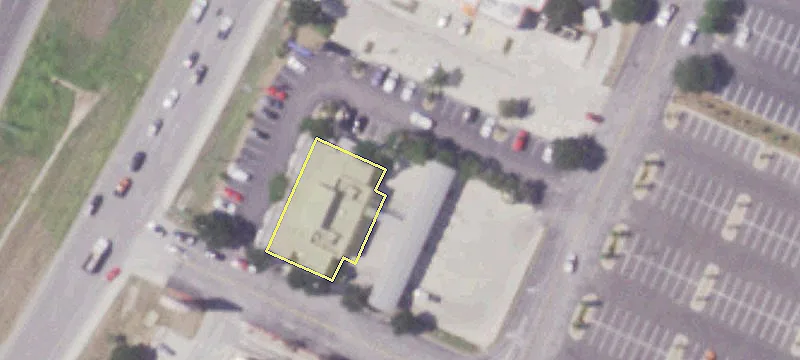 Retail Space in High-Traffic Area