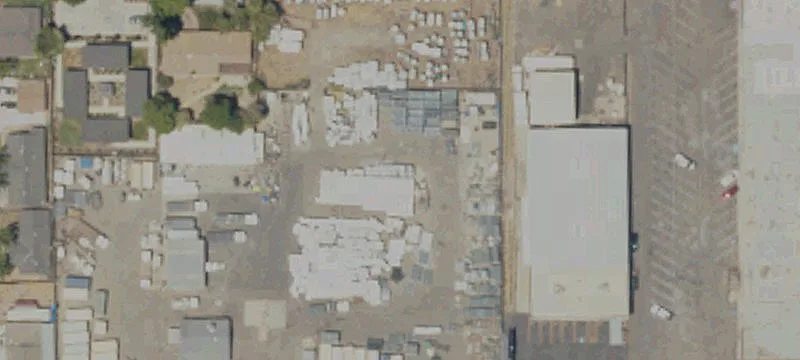 Gated Warehouse on Yosemite Blvd