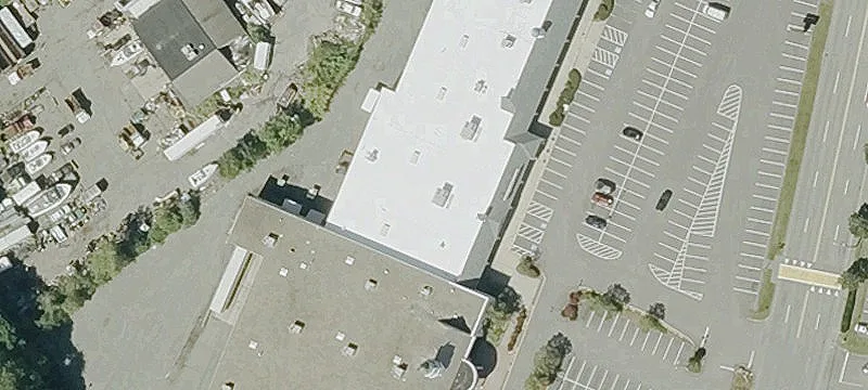 Retail Space in Avon Center