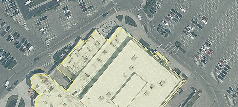 Retail Space in Kenwood Square