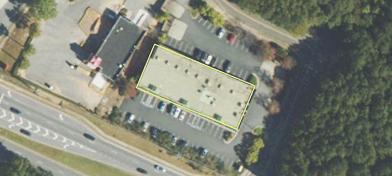 Retail Space in Alpharetta Suburb