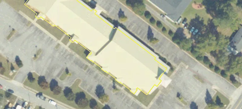 Versatile Retail and Office Space
