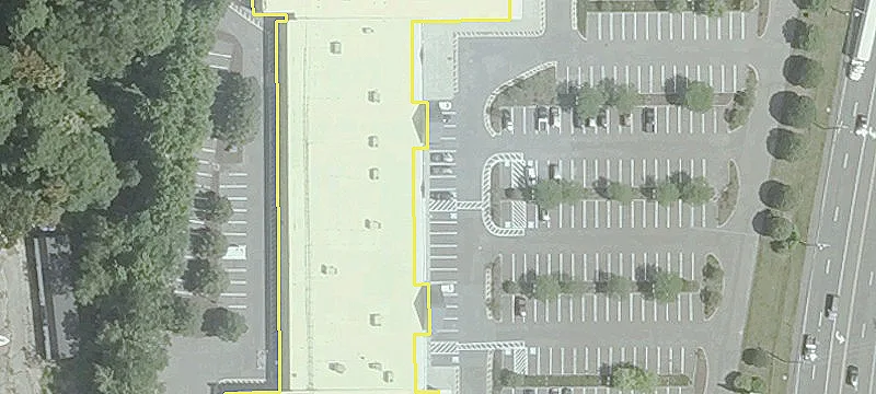 Retail Space in New Milford