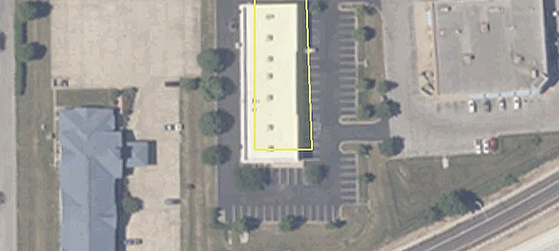 Retail Space with Flexible Layout