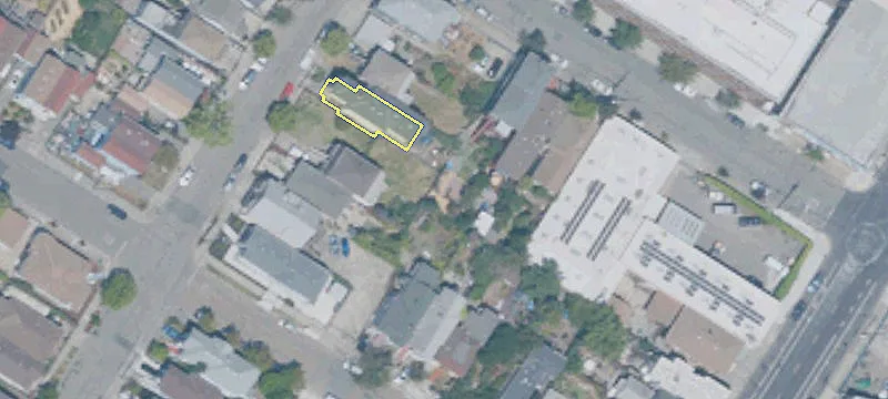 Oakland Warehouse with Solar Panels