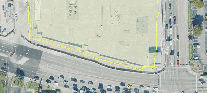 Retail Space in Doral Atrium