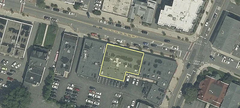 Retail Space in Downtown Ridgewood