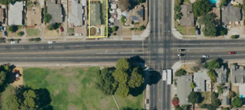 Retail Space Near Freeway 99