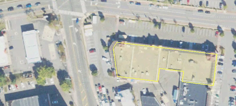Retail Space in Tower Shopping Center