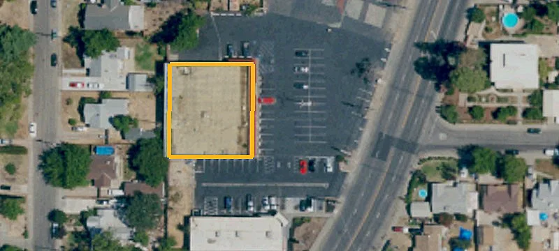 Grocery Store with Liquor License