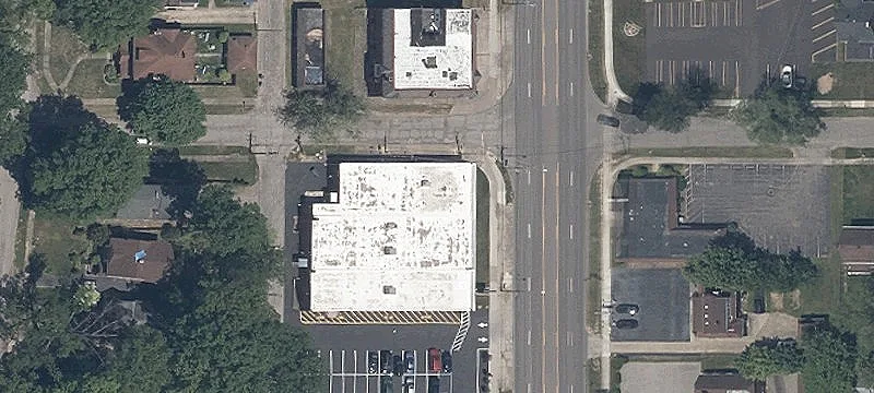 Renovated Retail Plaza For Rent
