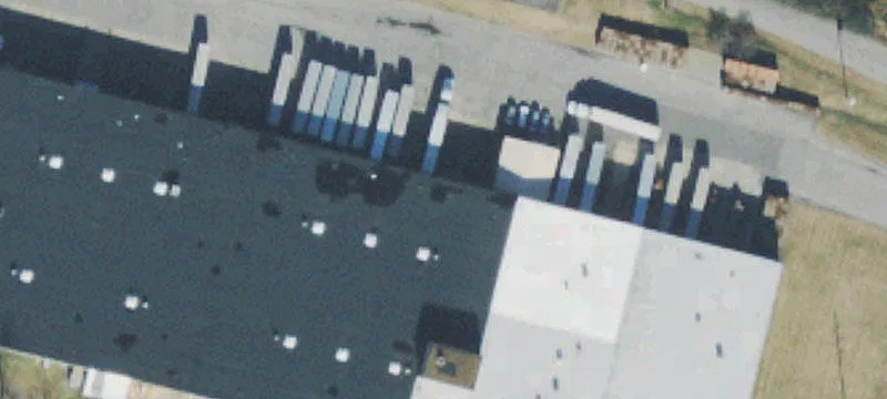 La Vergne Industrial End Cap