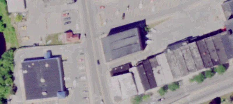 Retail Property in Dense Corridor
