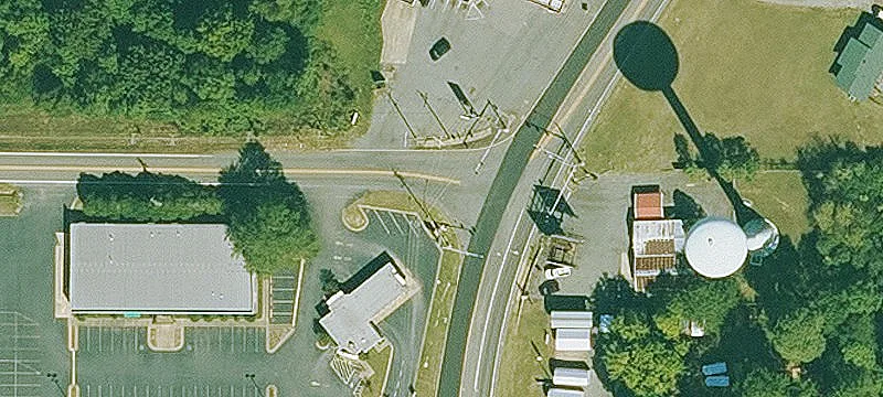 Retail Space in Landmark Community