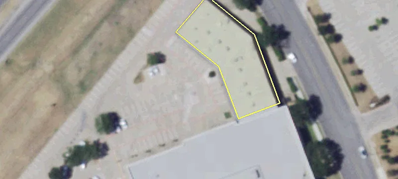 Retail Space on Green Oaks