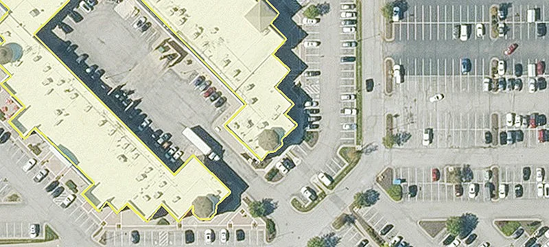 Retail Space in High-Traffic Corridor