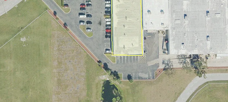 Retail Space on Colonial Drive