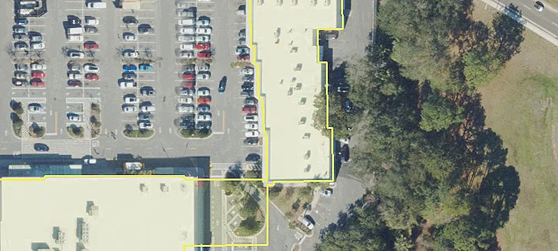 Anchored Shopping Center Space