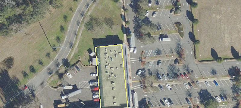 Retail Space in Publix-Anchored Center